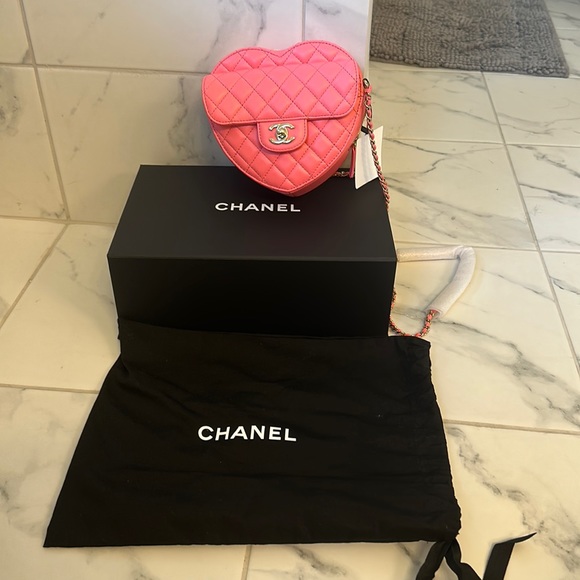CHANEL Bags Chanel Pink Quilted Heart Bag Large Poshmark